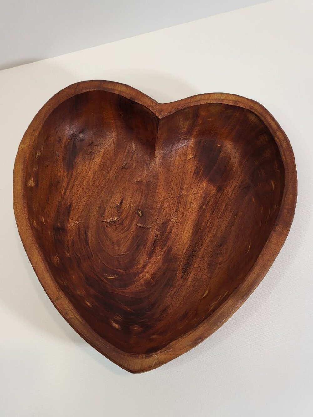 Hand-Carved Heart-Shaped‎ Wooden Bowl – Rustic Solid Wood Catchall & Home Decor